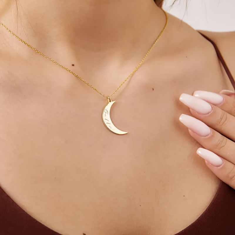Custom Name Women's 18K Golden Plated Pendant Necklace